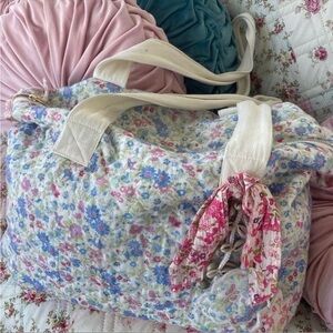 LOVESHACKFANCY ICONIC WEEKENDER BAG